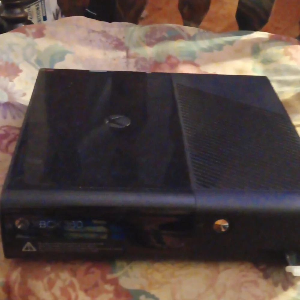 Microsoft X-360 with expandable Memory